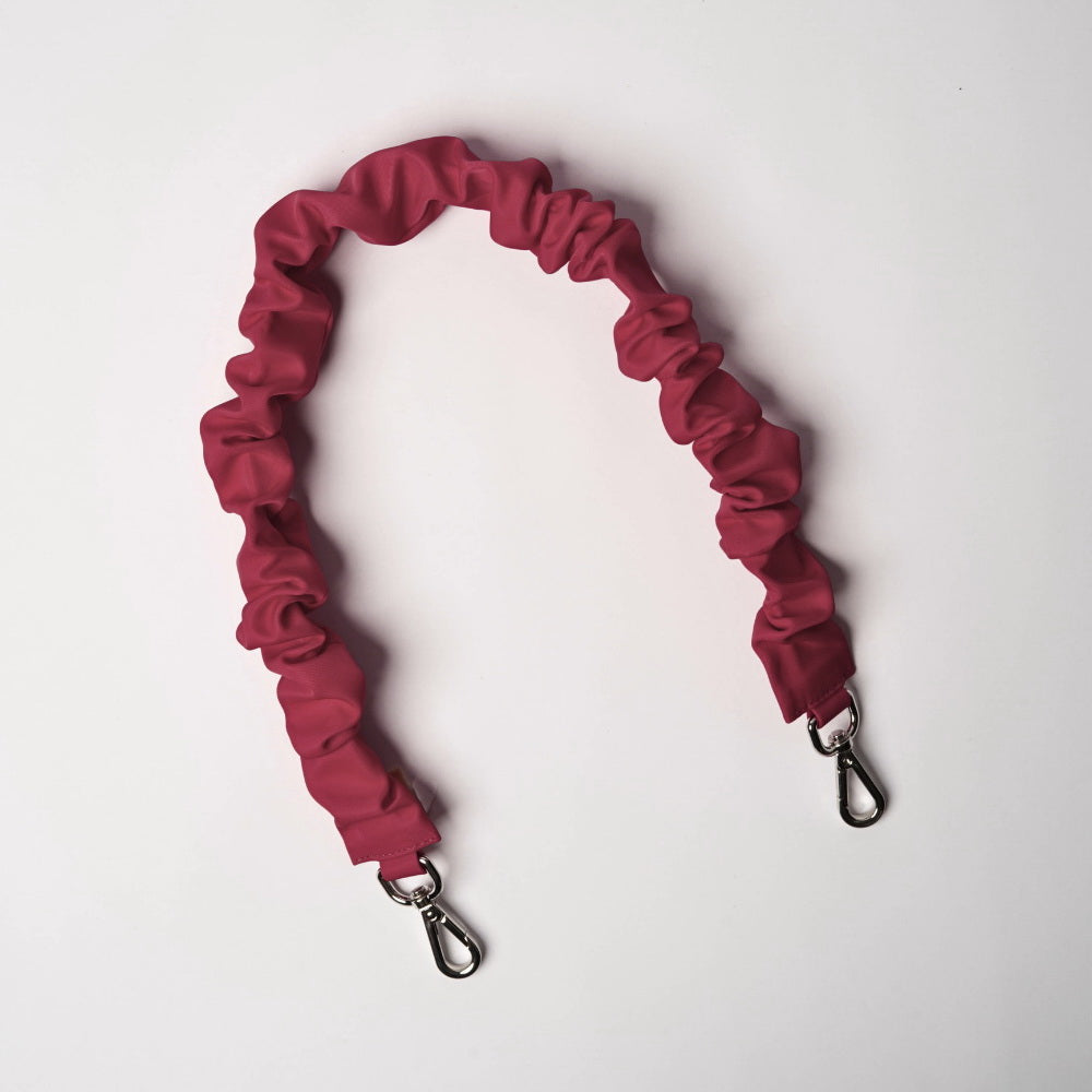 Curly Strap