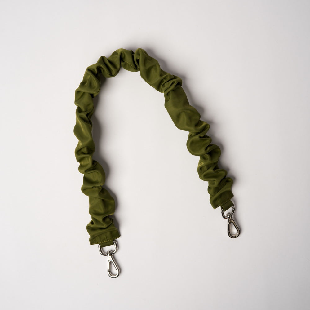 Curly Strap