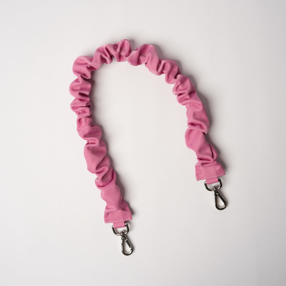 Curly Strap