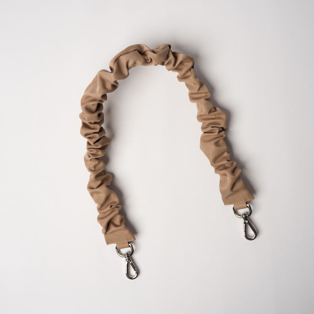 Curly Strap